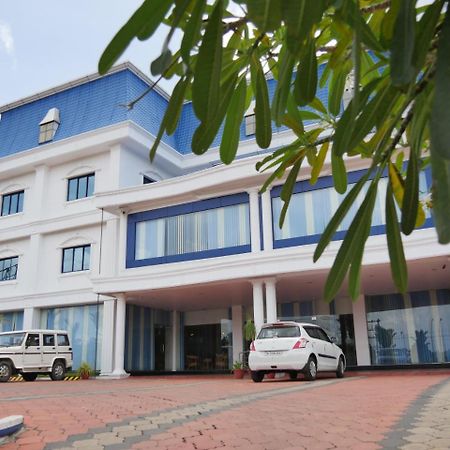 Hotel Karthika Residency Kilimanur Exterior foto